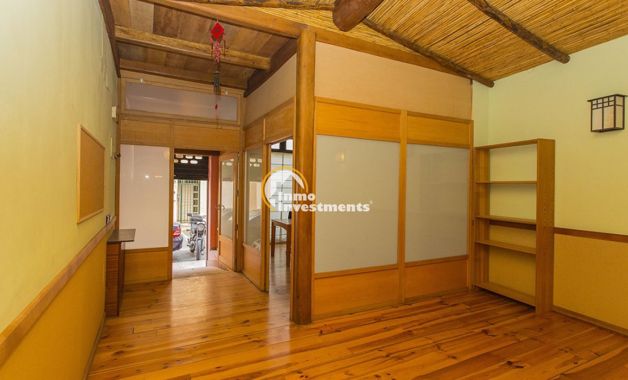 Resale - Commercial - Torrevieja - Center Torrevieja