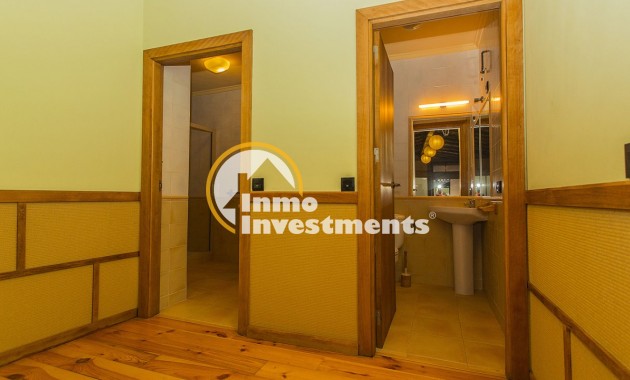 Resale - Commercial - Torrevieja - Center Torrevieja