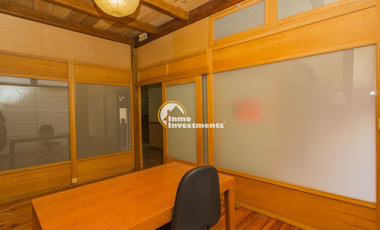 Resale - Commercial - Torrevieja - Center Torrevieja