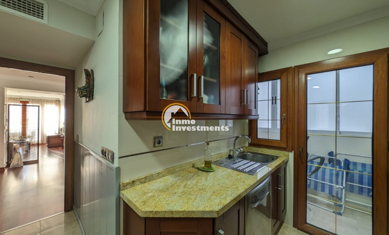 Resale - Apartment - Torrevieja - Beach