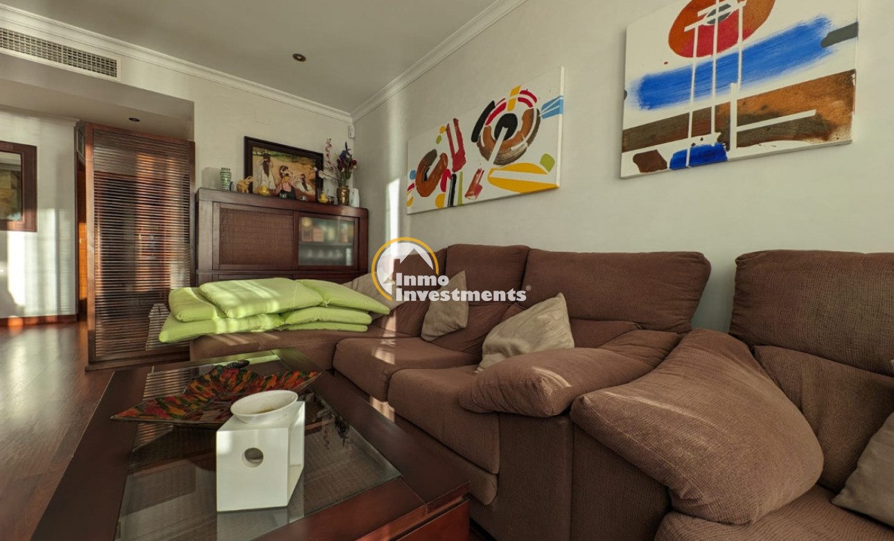 Resale - Apartment - Torrevieja - Beach