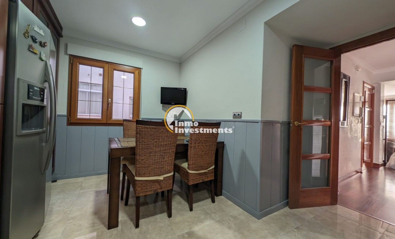 Resale - Apartment - Torrevieja - Beach