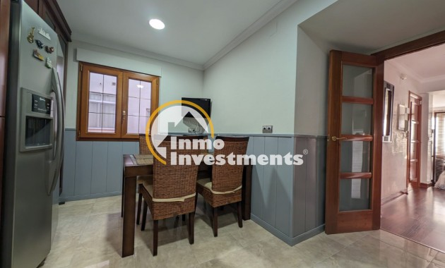 Resale - Apartment - Torrevieja - Beach