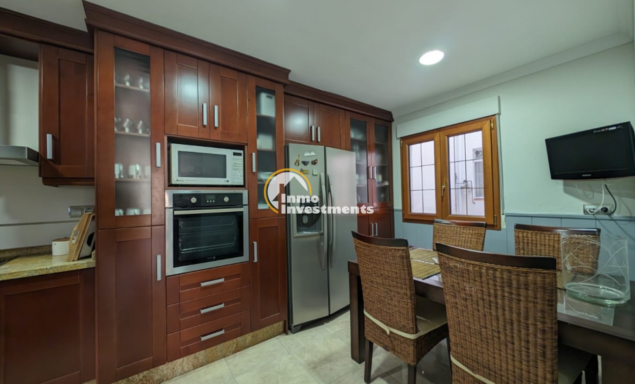 Resale - Apartment - Torrevieja - Beach