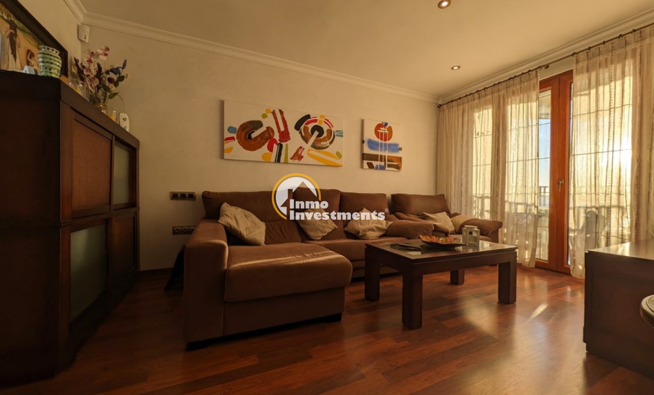 Resale - Apartment - Torrevieja - Beach