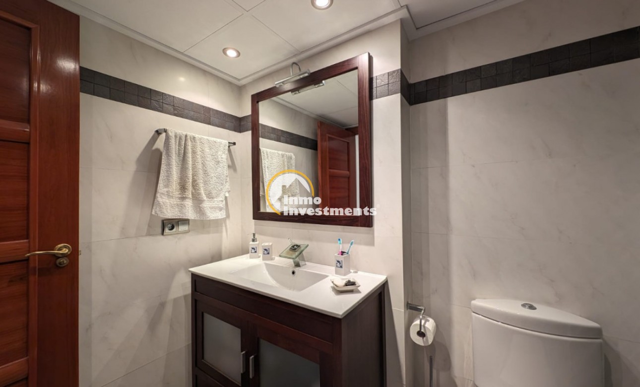 Resale - Apartment - Torrevieja - Beach