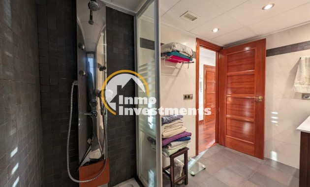 Resale - Apartment - Torrevieja - Beach