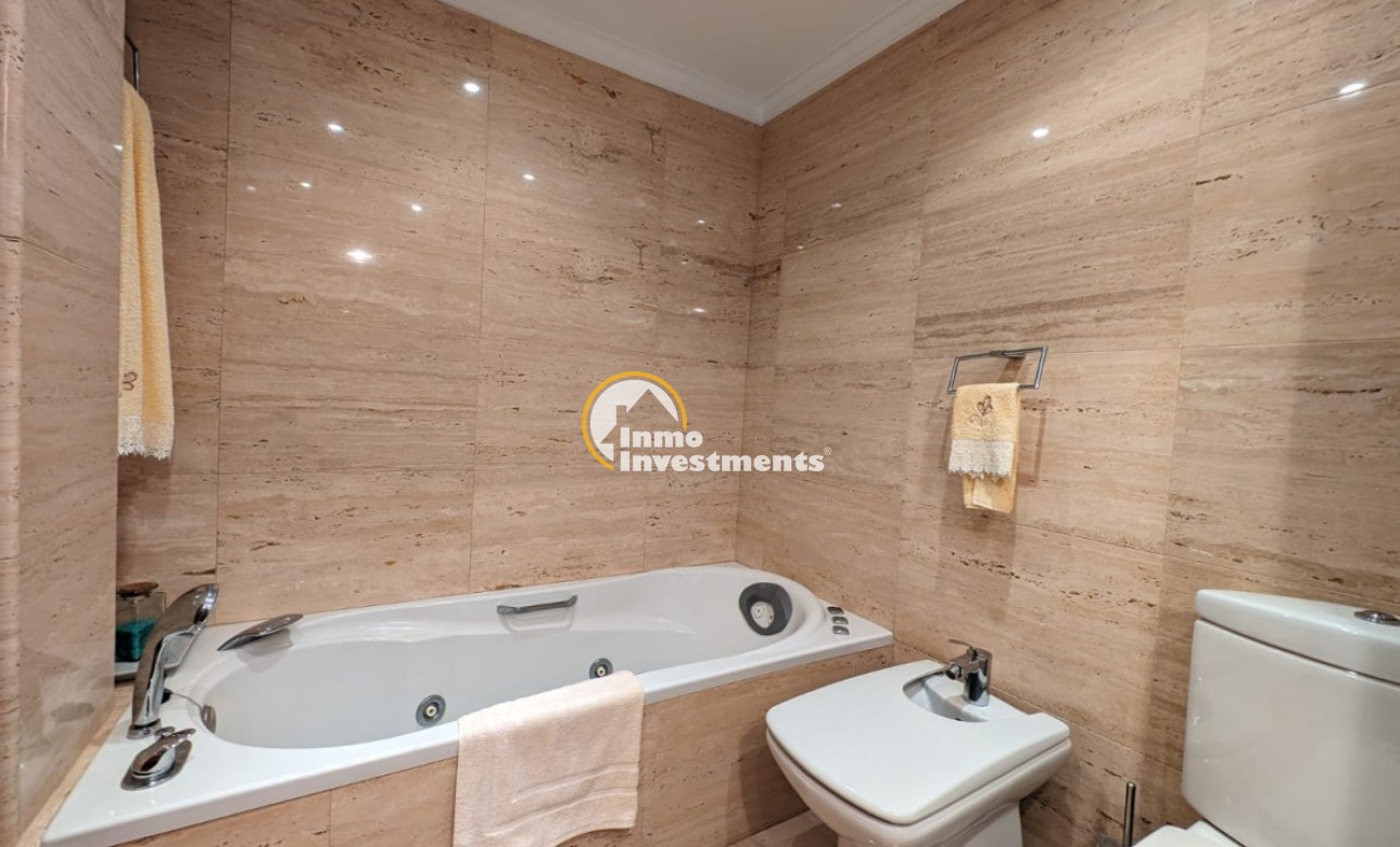 Resale - Apartment - Torrevieja - Beach