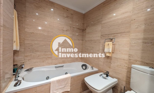 Resale - Apartment - Torrevieja - Beach