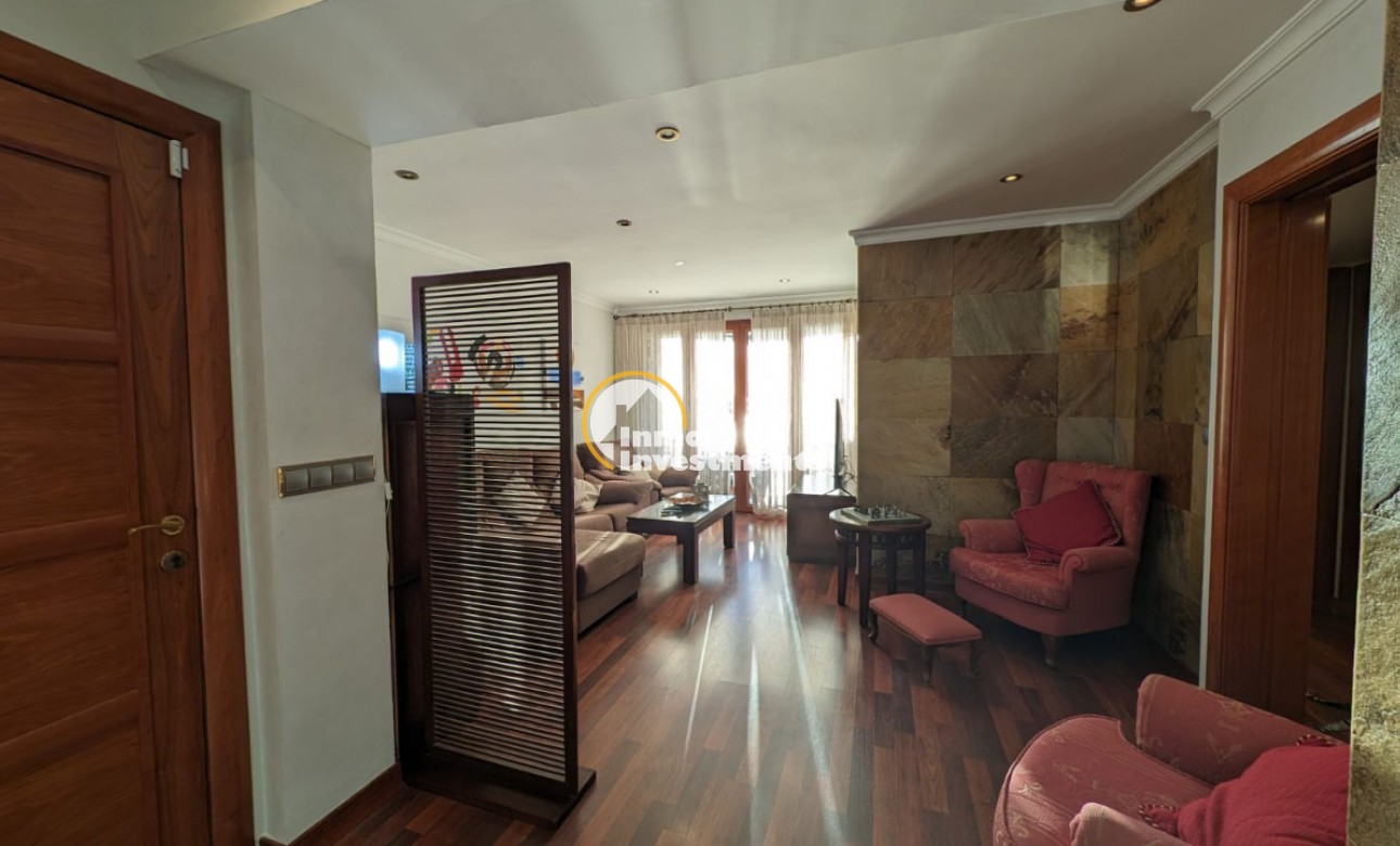 Resale - Apartment - Torrevieja - Beach