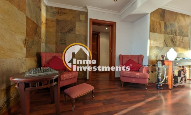 Resale - Apartment - Torrevieja - Beach