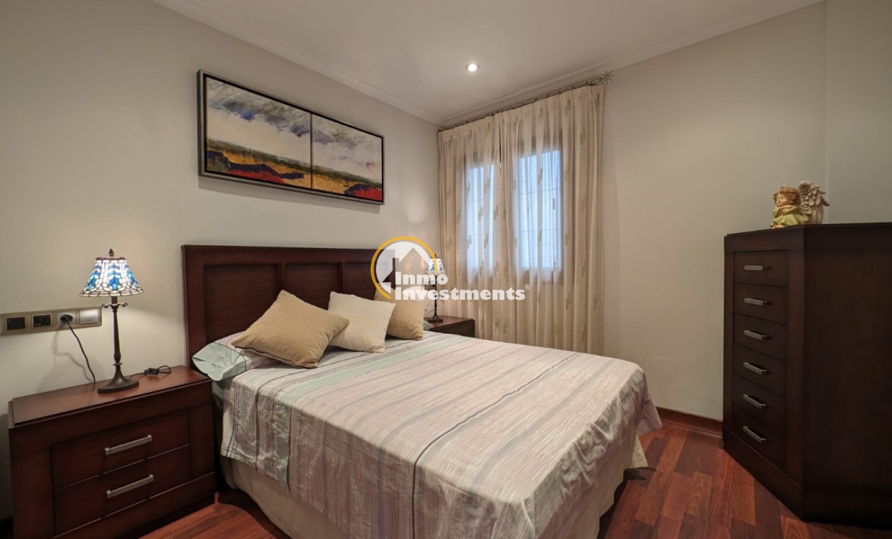 Resale - Apartment - Torrevieja - Beach