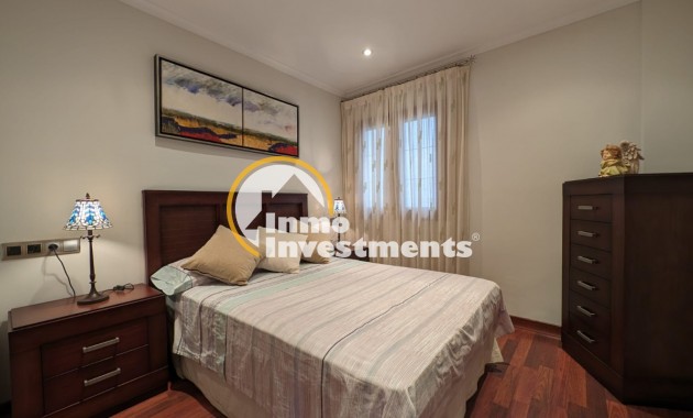 Resale - Apartment - Torrevieja - Beach