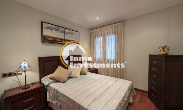 Resale - Apartment - Torrevieja - Beach