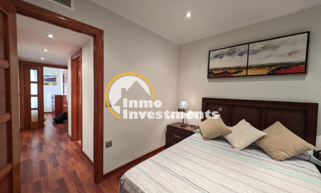 Resale - Apartment - Torrevieja - Beach