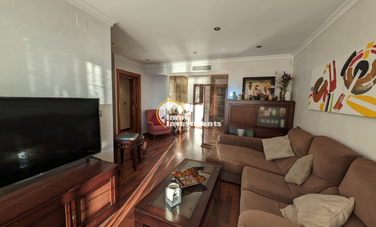 Resale - Apartment - Torrevieja - Beach