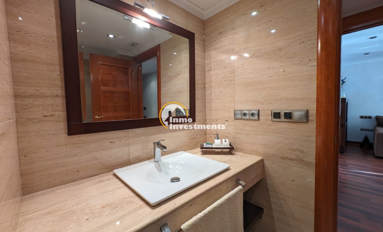 Resale - Apartment - Torrevieja - Beach