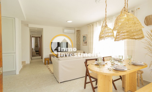 Resale - Apartment - La Mata