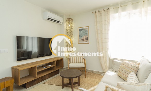 Resale - Apartment - La Mata