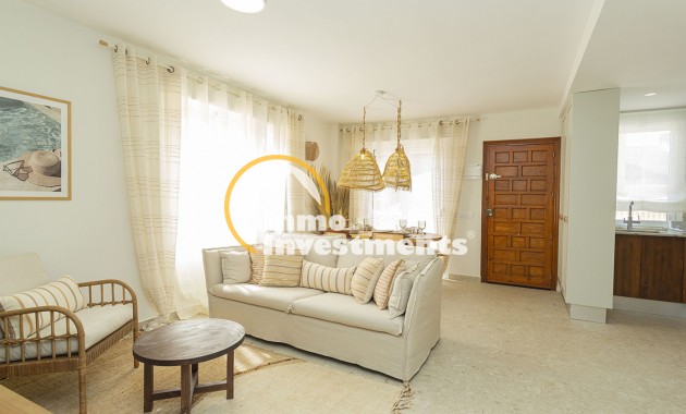 Resale - Apartment - La Mata