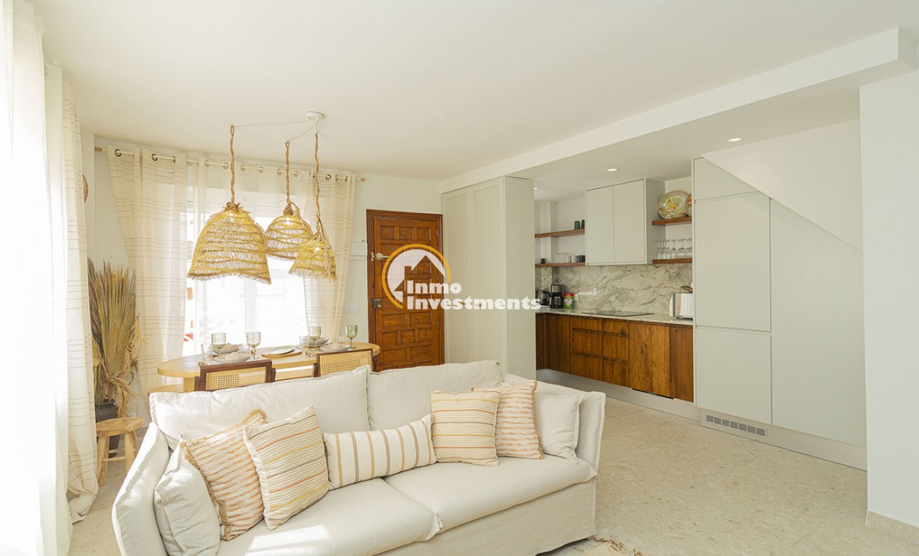 Resale - Apartment - La Mata