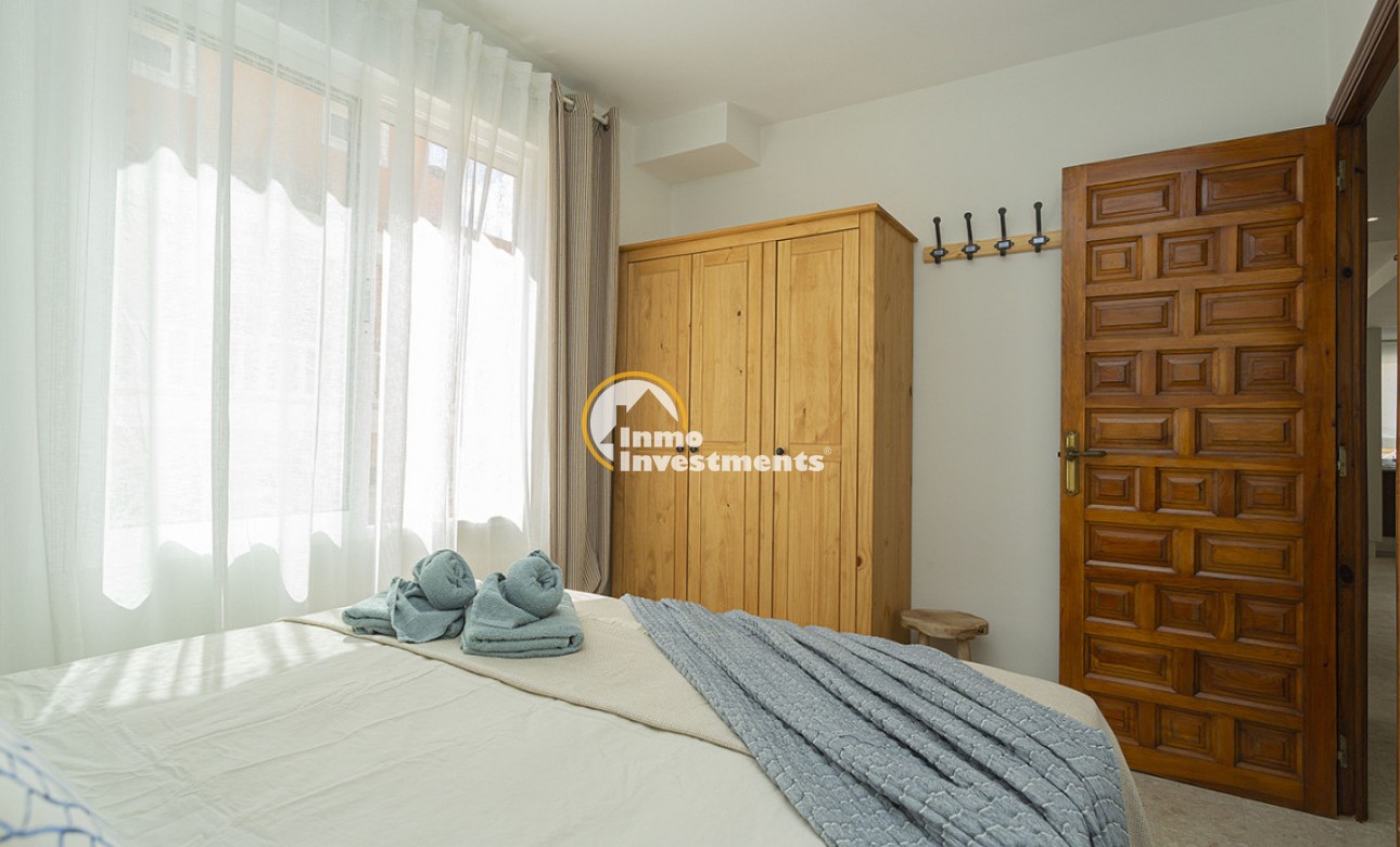 Resale - Apartment - La Mata