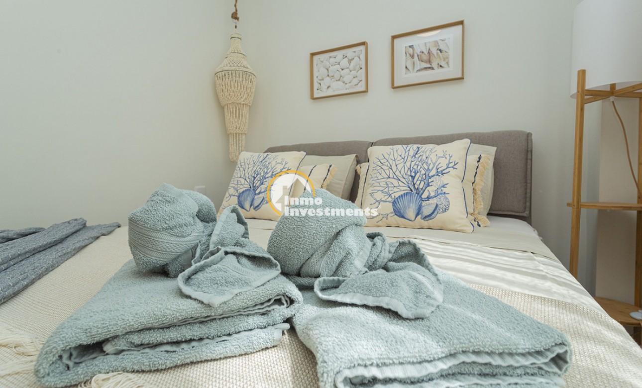 Resale - Apartment - La Mata