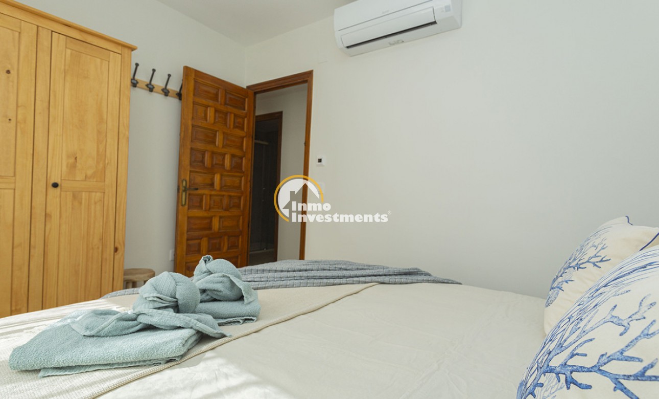 Resale - Apartment - La Mata