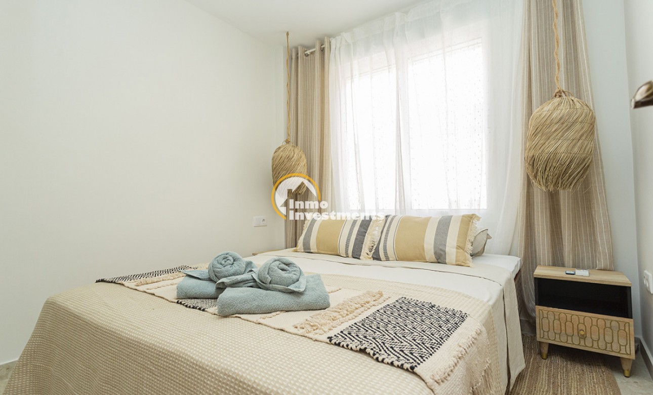 Resale - Apartment - La Mata