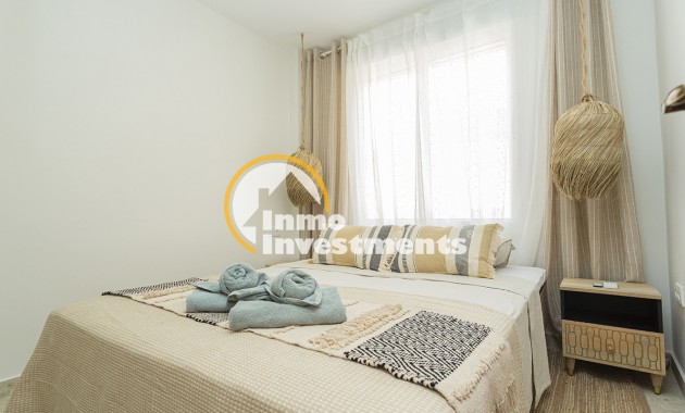 Resale - Apartment - La Mata