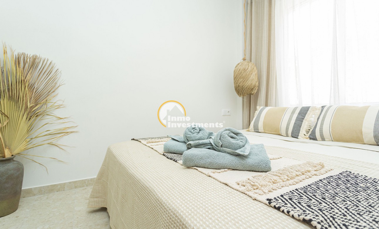 Resale - Apartment - La Mata