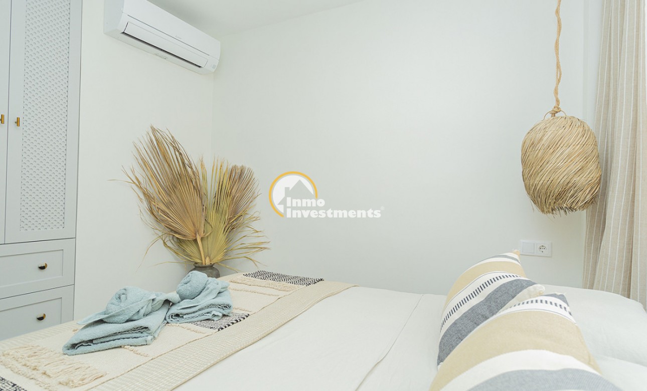 Resale - Apartment - La Mata