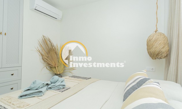 Resale - Apartment - La Mata