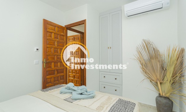 Resale - Apartment - La Mata