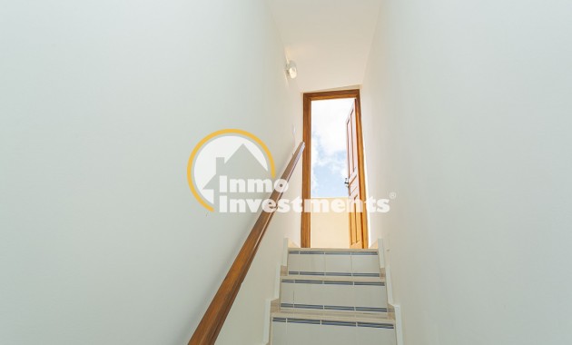 Resale - Apartment - La Mata