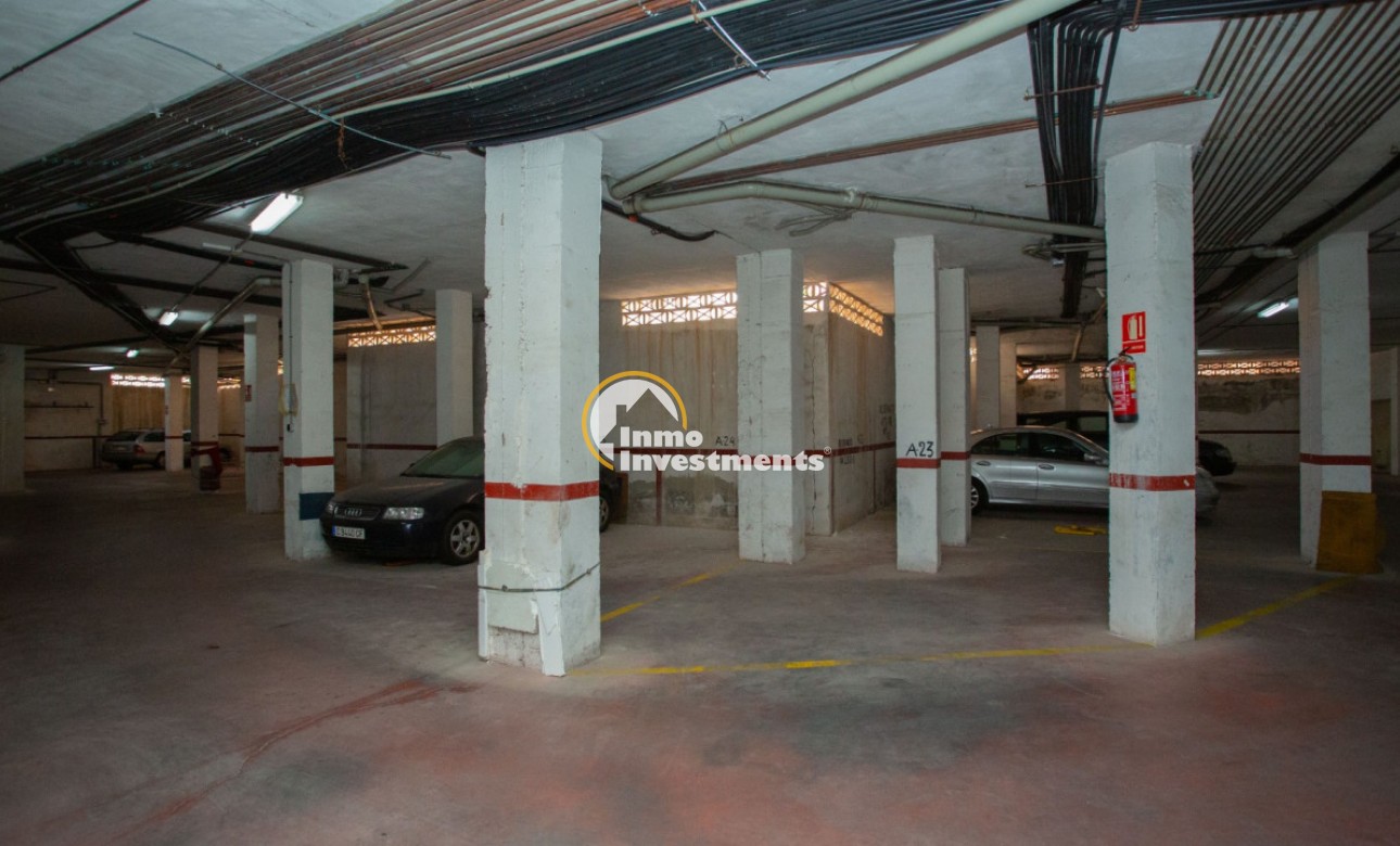 Till salu - Garage - Torrevieja - Torrelamata