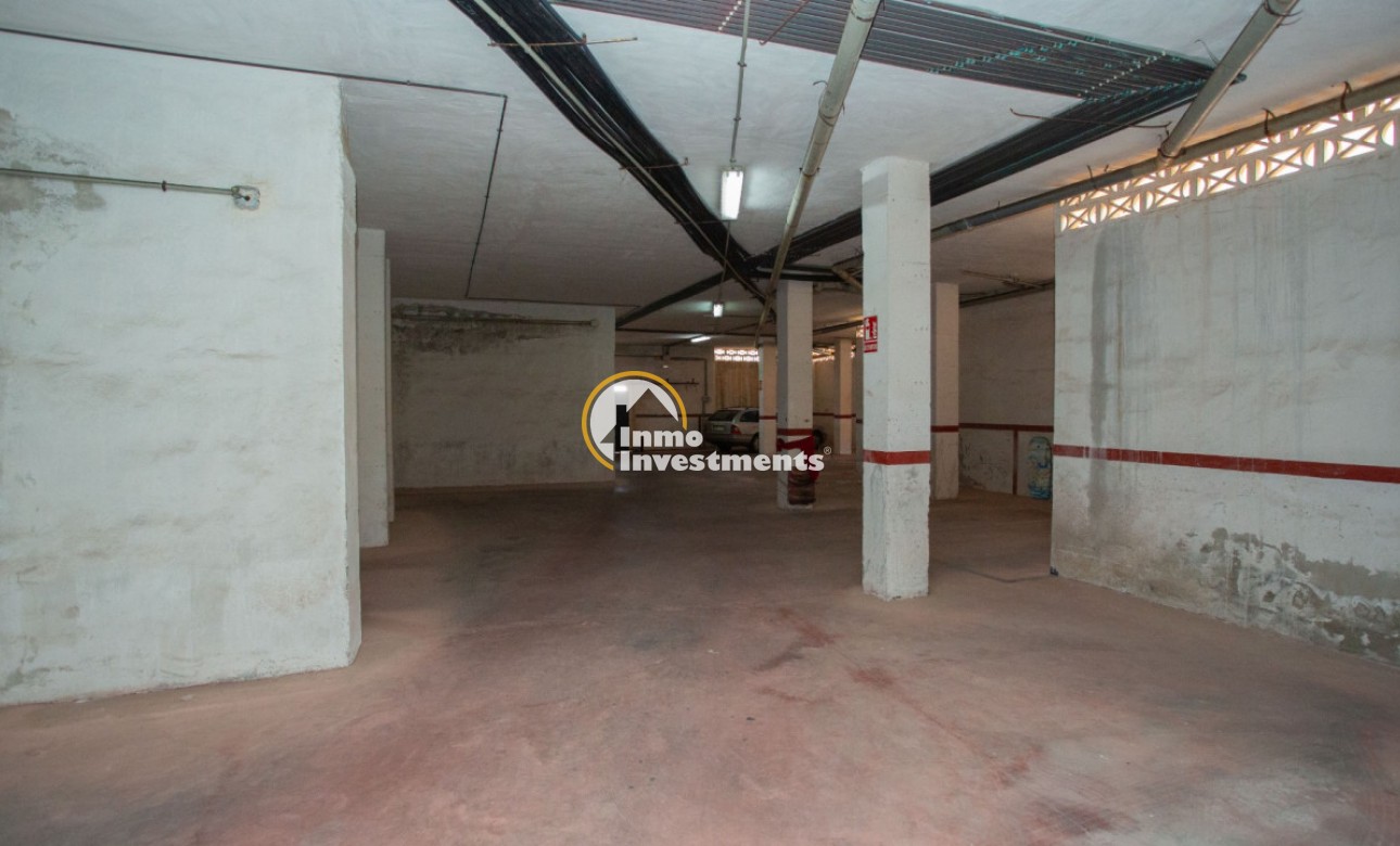 Till salu - Garage - Torrevieja - Torrelamata