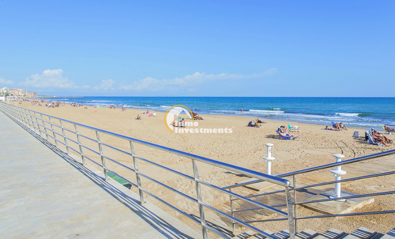 Resale - Apartment - La Mata