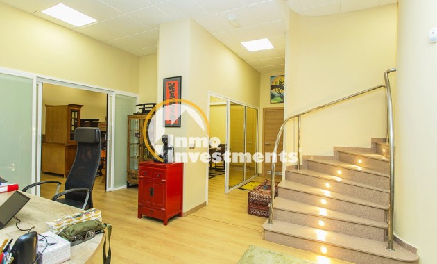 Resale - Commercial - Torrevieja - Habaneras