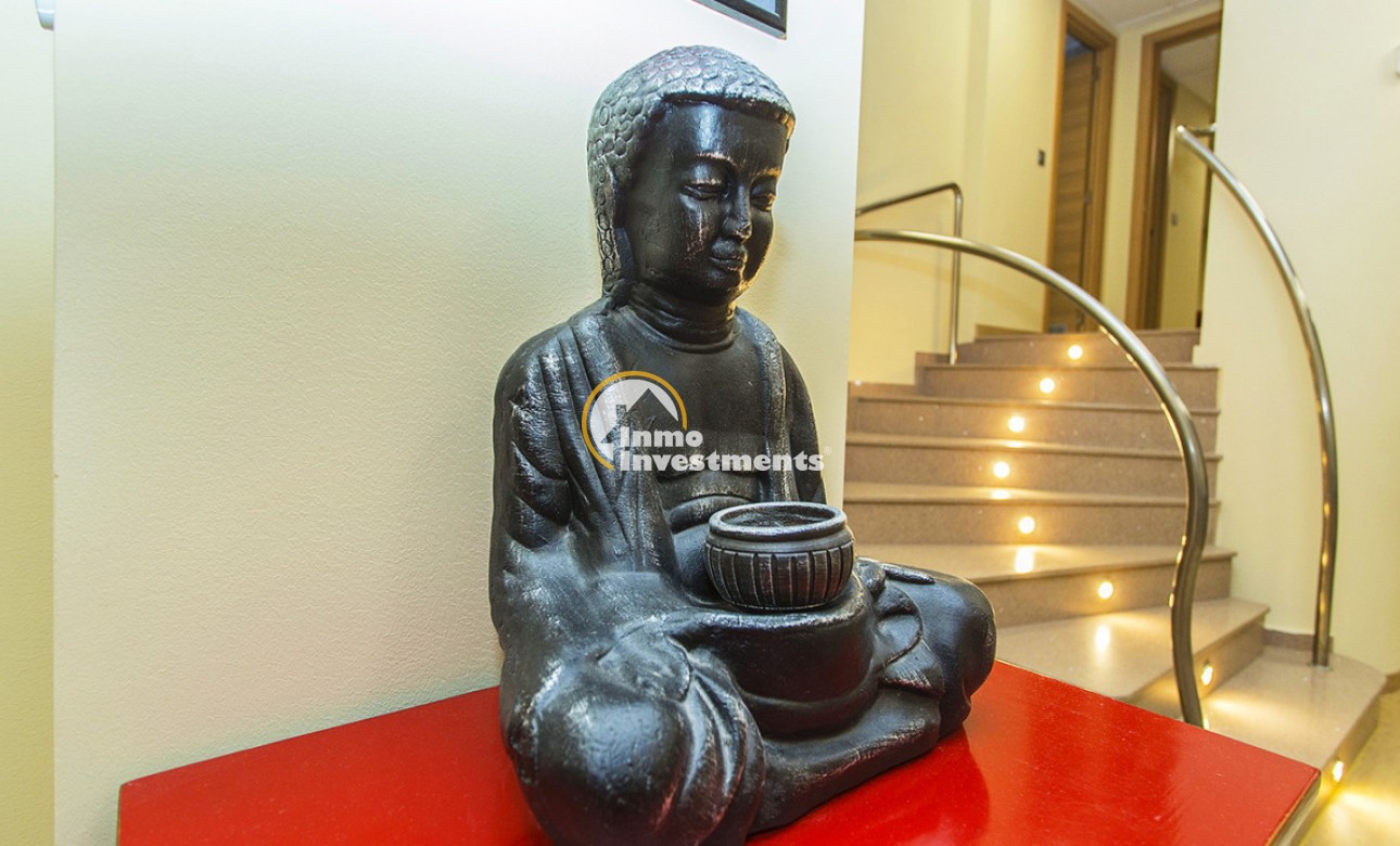 Resale - Commercial - Torrevieja - Habaneras