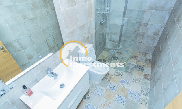 Resale - Commercial - Torrevieja - Habaneras