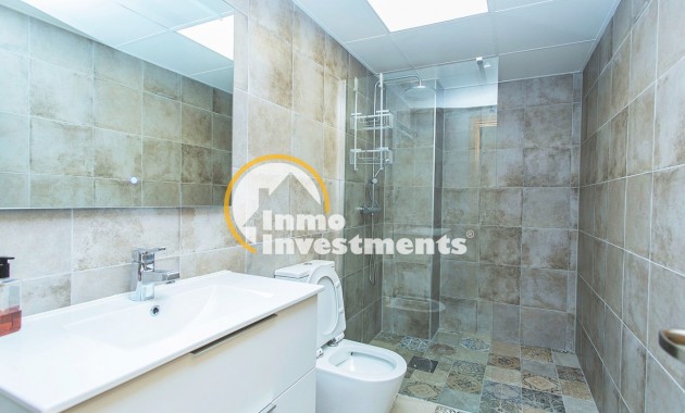 Resale - Commercial - Torrevieja - Habaneras