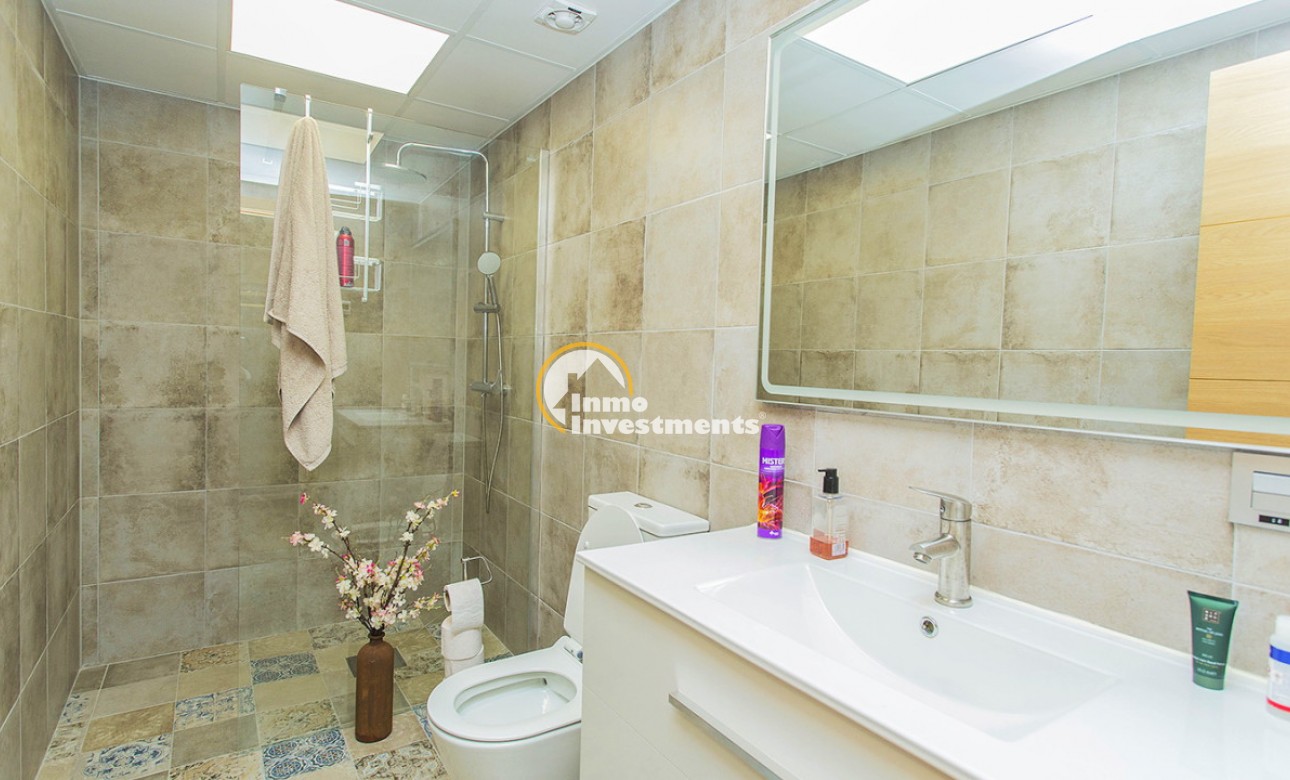 Resale - Commercial - Torrevieja - Habaneras