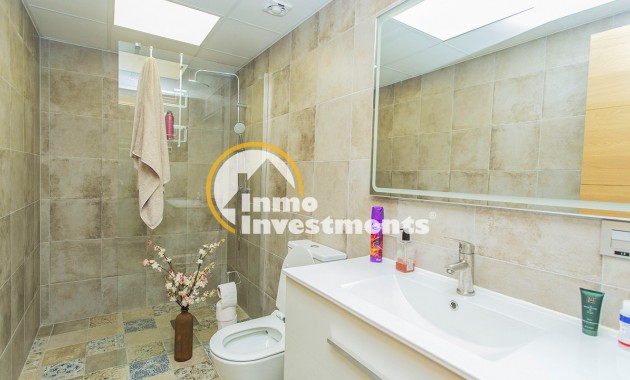 Resale - Commercial - Torrevieja - Habaneras