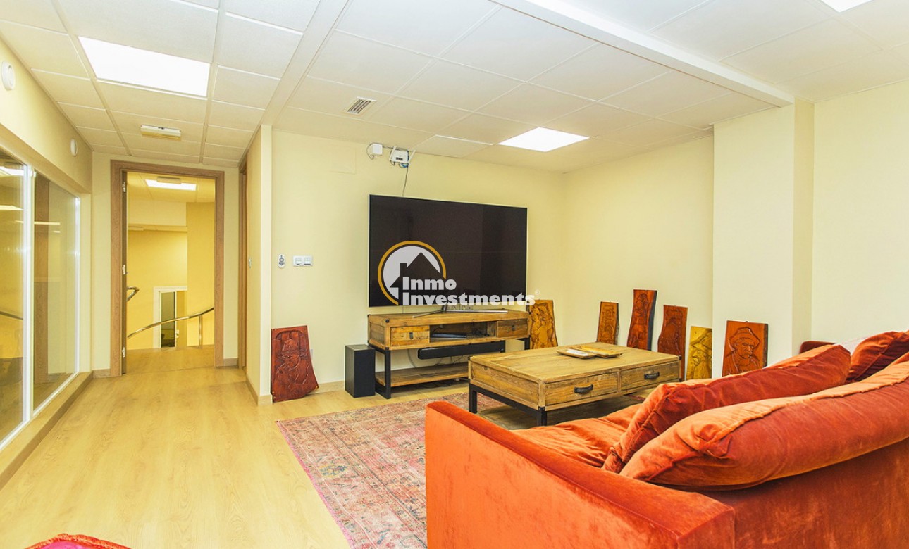 Resale - Commercial - Torrevieja - Habaneras