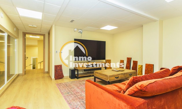 Resale - Commercial - Torrevieja - Habaneras