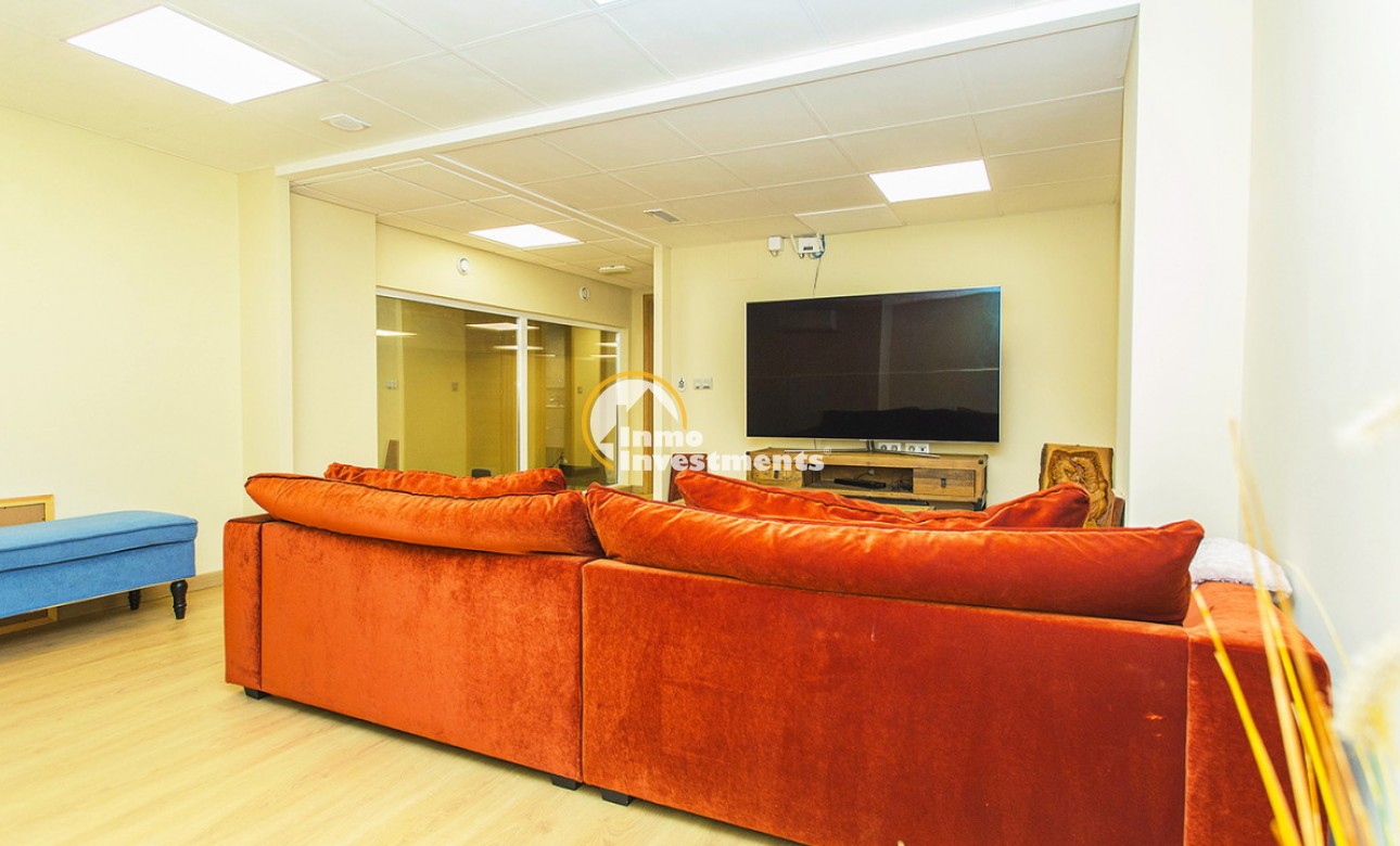 Resale - Commercial - Torrevieja - Habaneras