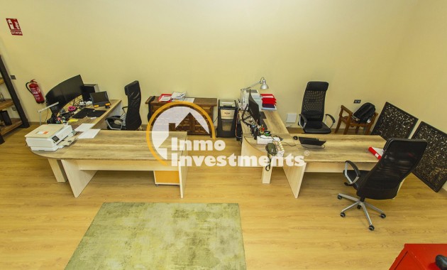 Resale - Commercial - Torrevieja - Habaneras