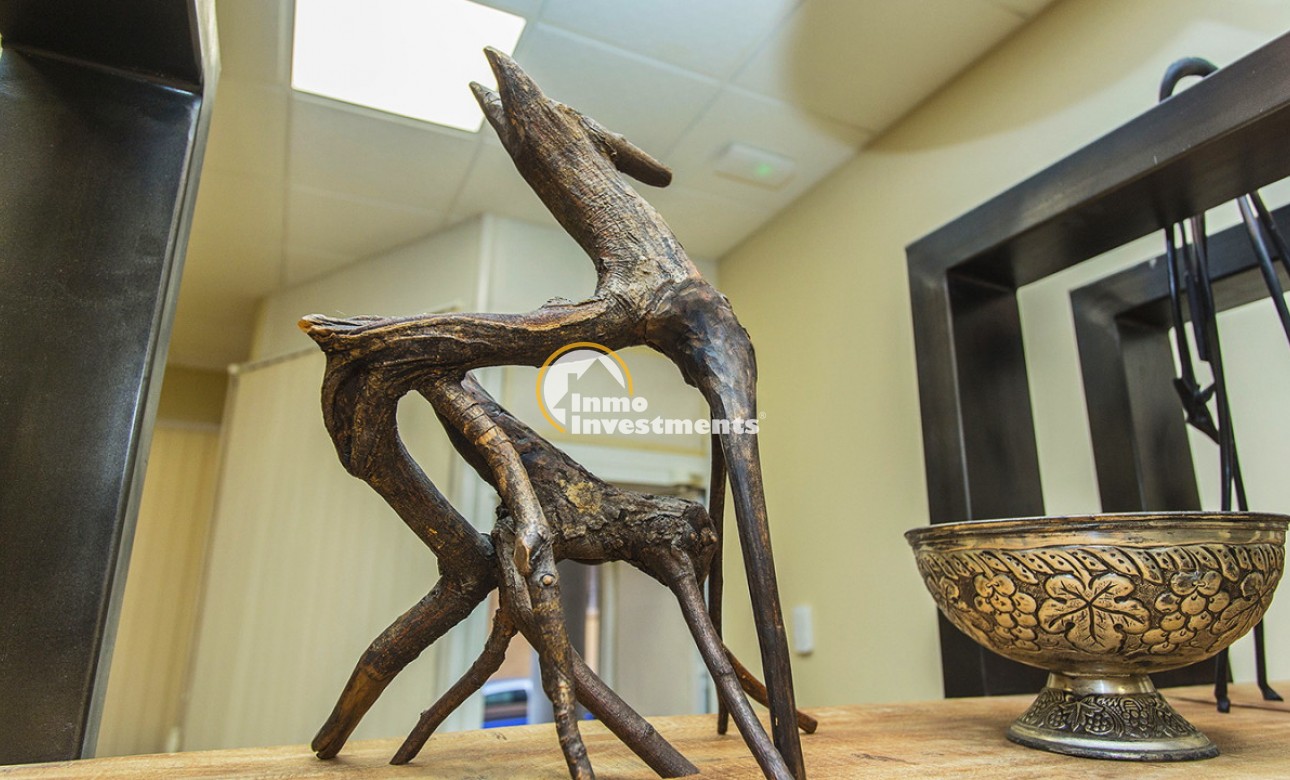 Resale - Commercial - Torrevieja - Habaneras