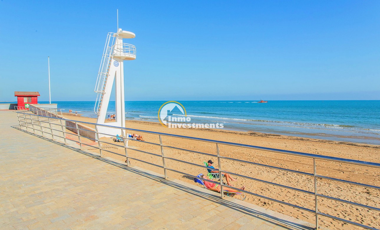 Resale - Villa - Torrevieja - Torrelamata